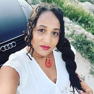 Meet your Posher, Rhonda